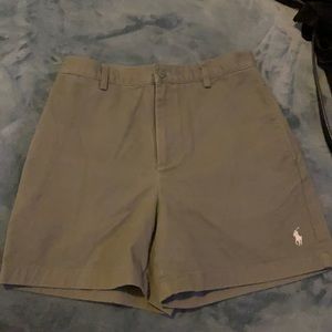 Olive green color in amazing condition